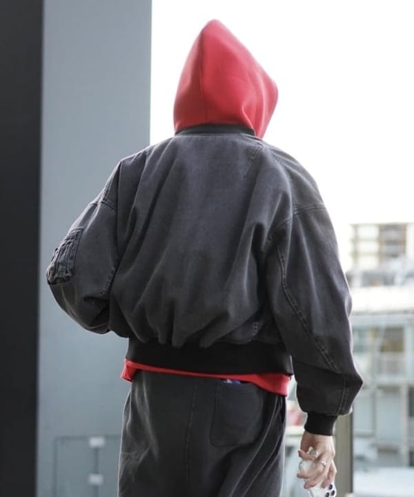 SUDOさんの「BEAMS WOMEN｜リバーシブル フェード ボンバー ジャケット」を使ったコーディネート
