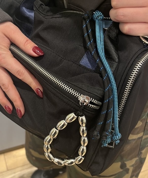 ゆいさんの「BEAMS WOMEN｜I Hate Monday / New Flower Lace ストッキング」を使ったコーディネート