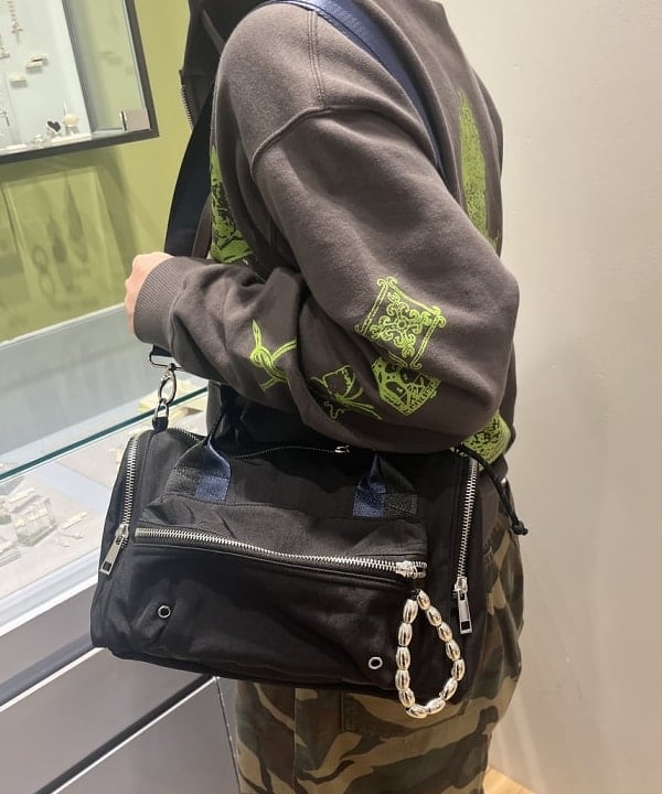 ゆいさんの「BEAMS WOMEN｜I Hate Monday / New Flower Lace ストッキング」を使ったコーディネート