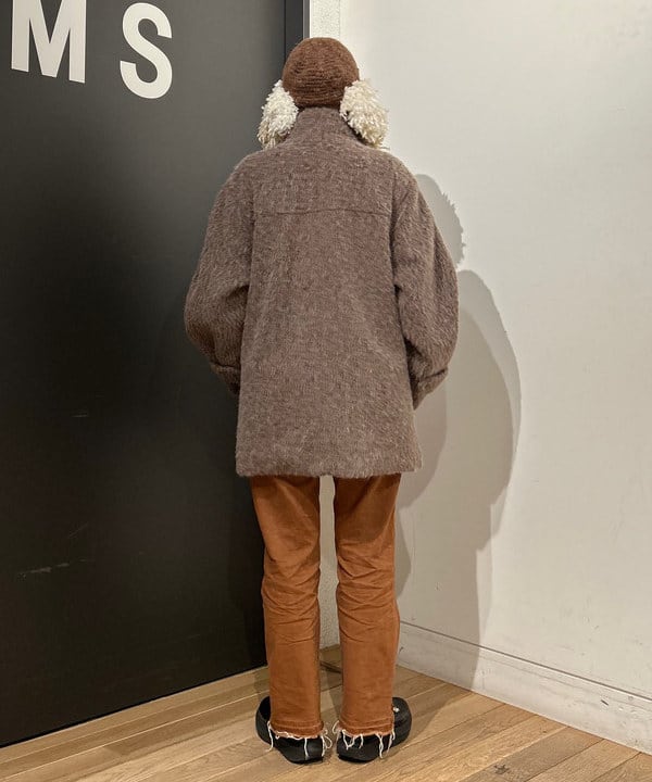 佐藤 亜美さんの「BEAMS WOMEN｜デニム ブッシュ パンツ」を使ったコーディネート