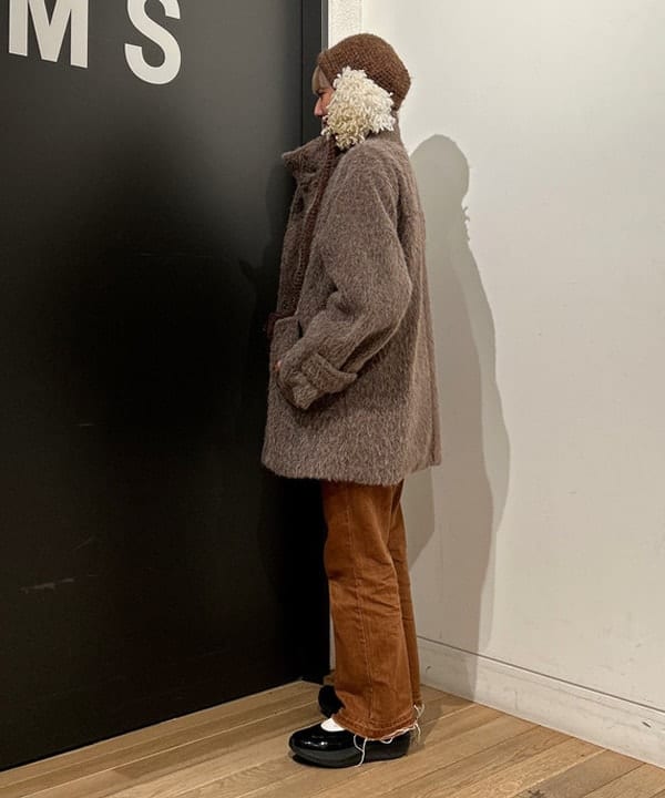 佐藤 亜美さんの「BEAMS WOMEN｜デニム ブッシュ パンツ」を使ったコーディネート