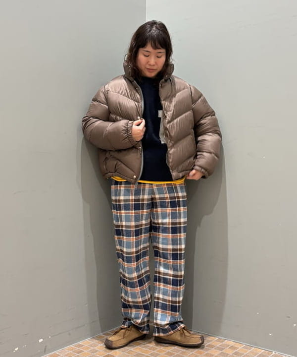 イガラシさんの「BEAMS WOMEN｜ビッグ ロゴ クルー」を使ったコーディネート