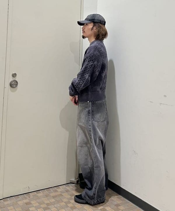 吉田 洸輝さんの「BEAMS WOMEN｜【別注】UNIVERSAL OVERALL / 2トーン キャップ」を使ったコーディネート