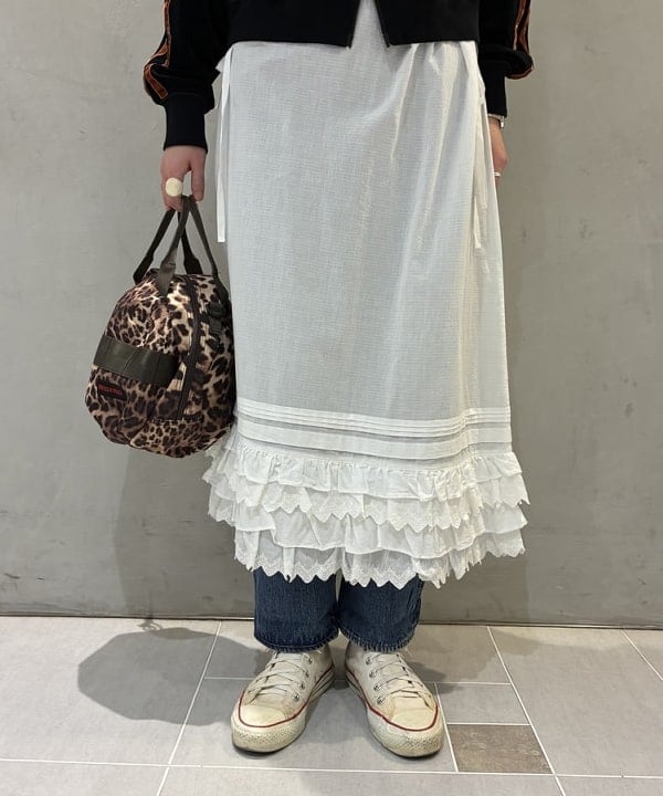 キラリさんの「BEAMS WOMEN｜ベロア ライナー フルジップ」を使ったコーディネート