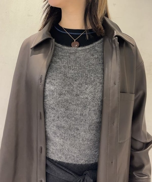 中平 あみさんの「BEAMS WOMEN｜フェイクレザー シャツジャケット」を使ったコーディネート