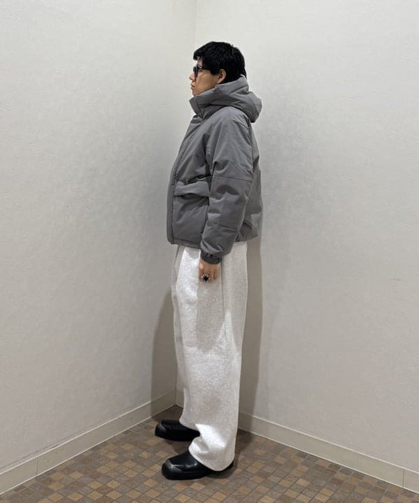 配島 孝明さんの「BEAMS WOMEN｜Dermizax (TM) リバーシブル ダウンジャケット」を使ったコーディネート