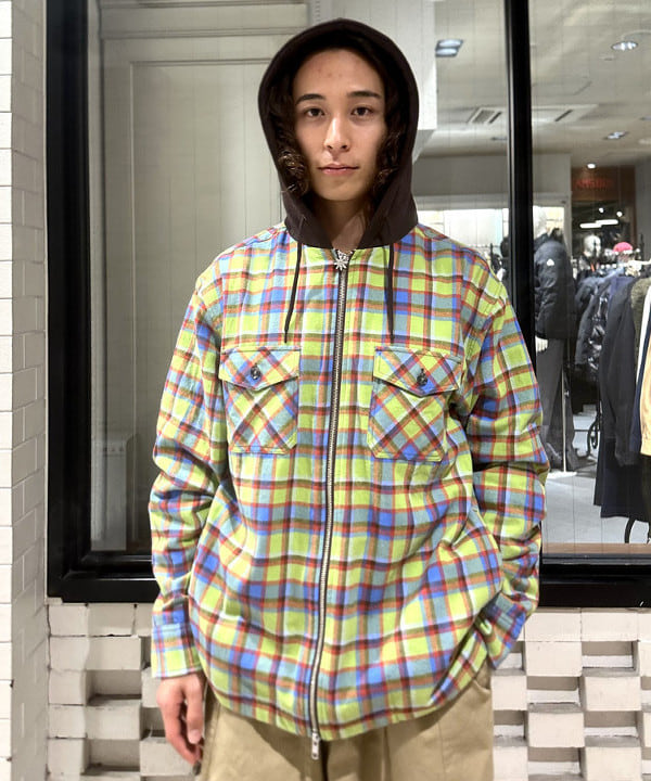Kellyさんの「BEAMS WOMEN｜【別注】Barbour / BEDALE 2Layer Classic Fit」を使ったコーディネート