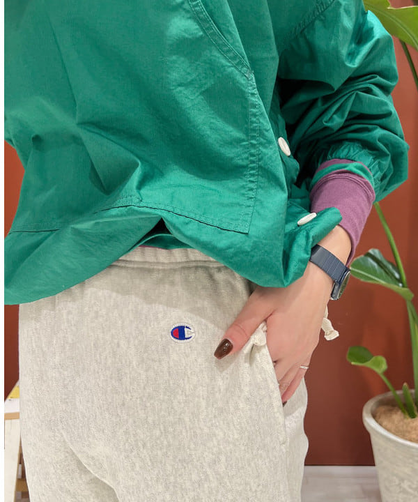 エノモト アミさんの「BEAMS WOMEN｜サイドボタン アノラック」を使ったコーディネート