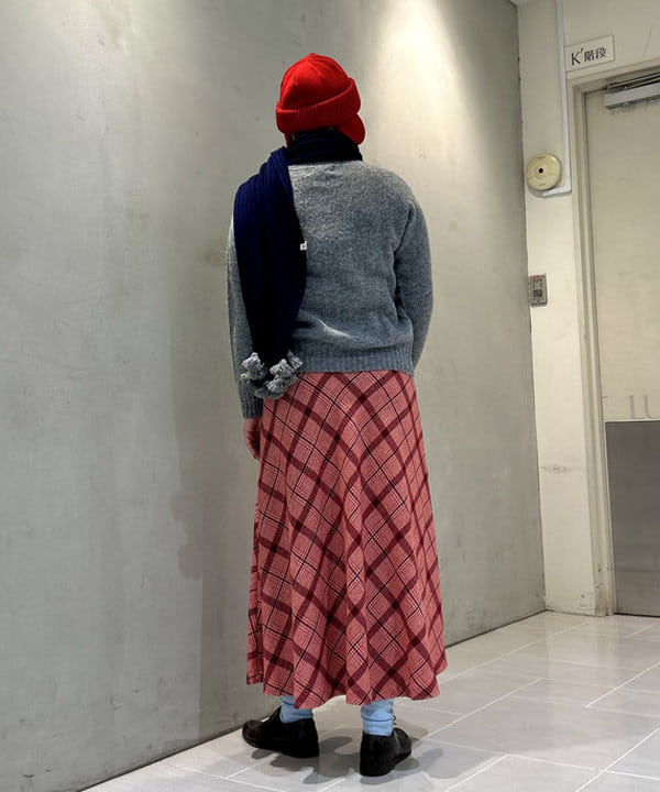 スミレさんの「BEAMS WOMEN｜【別注】Nor&rsquo;Easterly / シェットランド シャギー カーディガン 25F」を使ったコーディネート