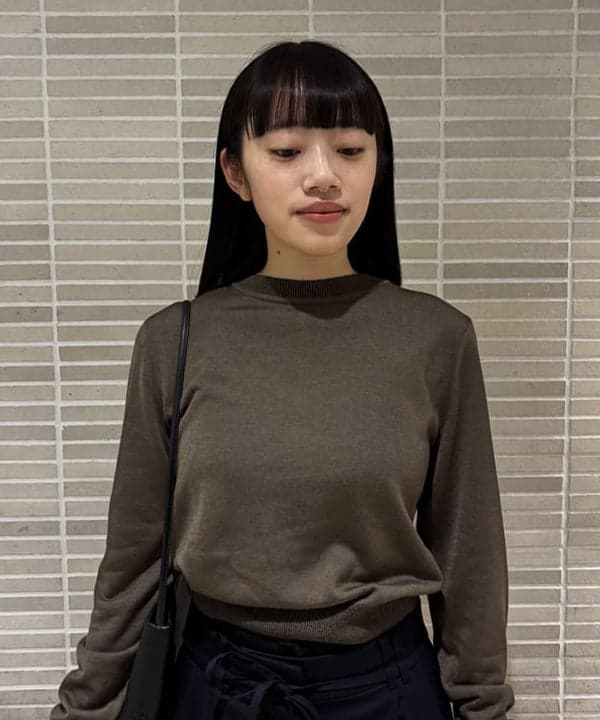 野村 美紅さんの「BEAMS WOMEN｜ソフトレザー モダン トートバッグ」を使ったコーディネート