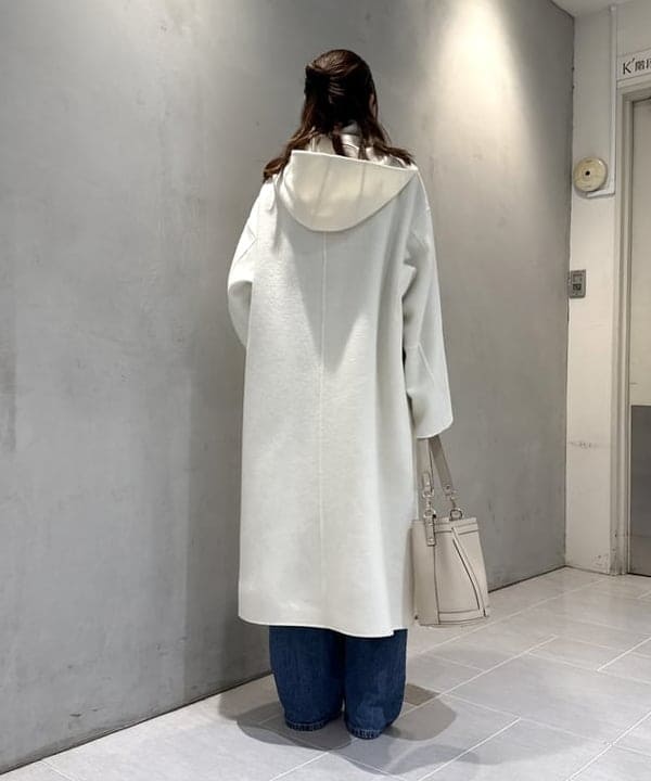 ヒライさんの「BEAMS WOMEN｜リバー フーディーコート」を使ったコーディネート