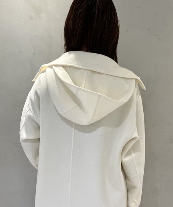 CHIHIROさんの「BEAMS WOMEN｜リバー フーディーコート」を使ったコーディネート