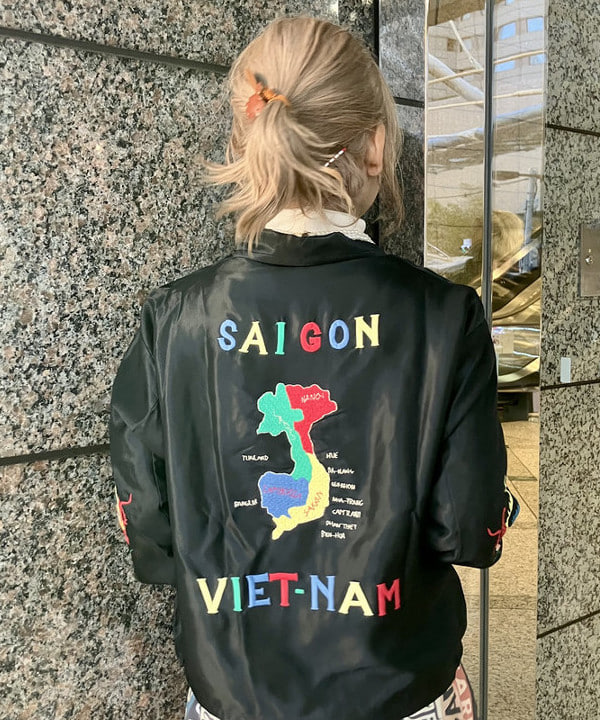 小原 もこさんの「BEAMS WOMEN｜リバーシブル ダウン ジャケット」を使ったコーディネート