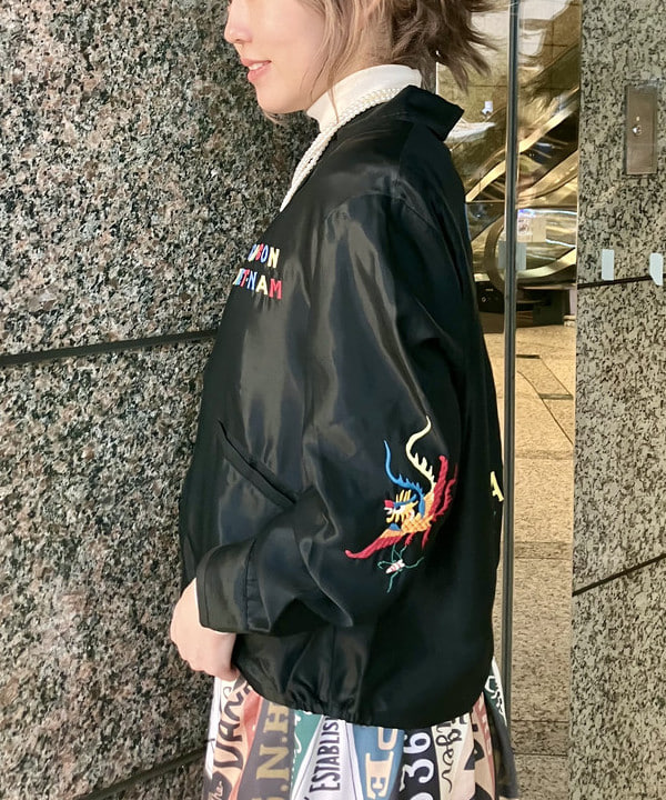 小原 もこさんの「BEAMS WOMEN｜リバーシブル ダウン ジャケット」を使ったコーディネート