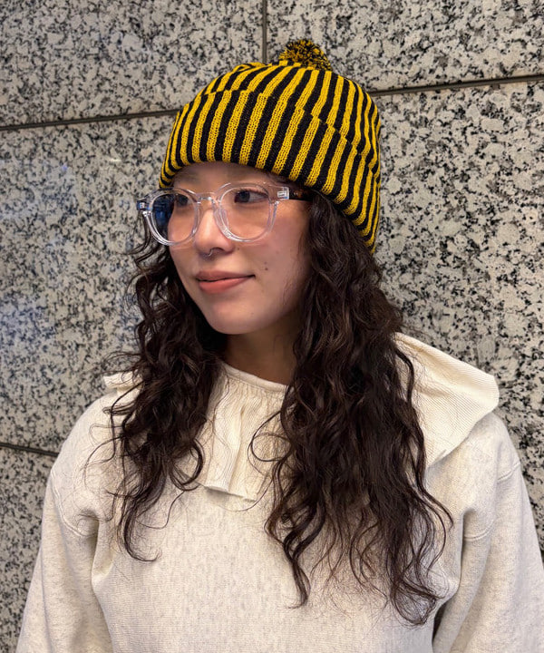 ばるたんさんの「BEAMS WOMEN｜【別注】BUZZ RICKSON'S / ポプリン アーミーパンツ」を使ったコーディネート