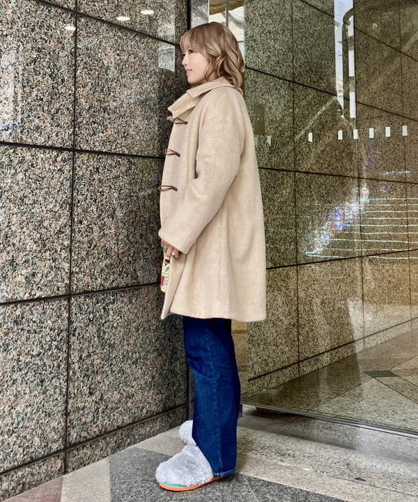小原 もこさんの「BEAMS WOMEN｜maturely / シャギー ヘリンボーン ダッフルコート」を使ったコーディネート