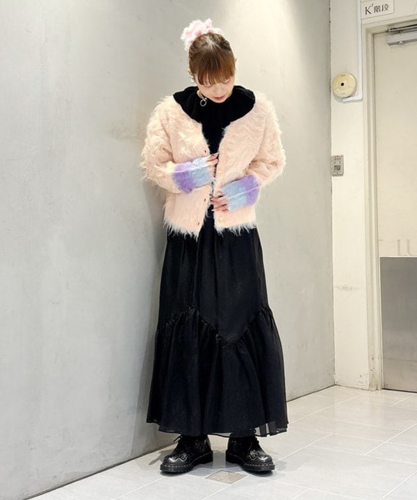 りかちょび/岸本梨佳さんの「BEAMS WOMEN｜シアー ティアード スカート」を使ったコーディネート