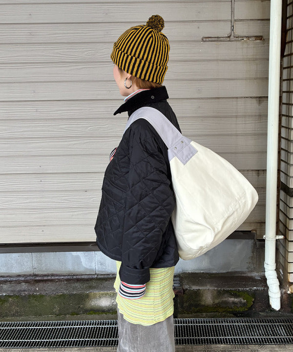 森川 夏衣さんの「BEAMS WOMEN｜ニュースペーパーバッグ NEW」を使ったコーディネート