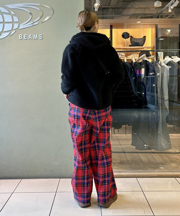 早川 萌子さんの「BEAMS WOMEN｜Gymphlex / ボア フード ジャケット」を使ったコーディネート