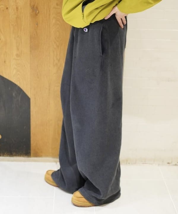 SUDOさんの「BEAMS WOMEN｜【EXCLUSIVE】ARC&rsquo;TERYX / Beta SL Jacket M」を使ったコーディネート