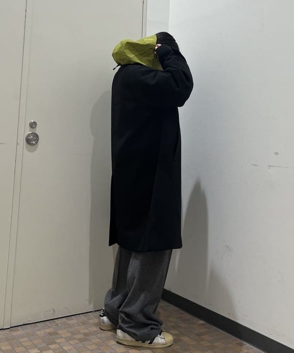 菊田 悠さんの「BEAMS WOMEN｜ワイドフィット フリース ステンカラーコート」を使ったコーディネート
