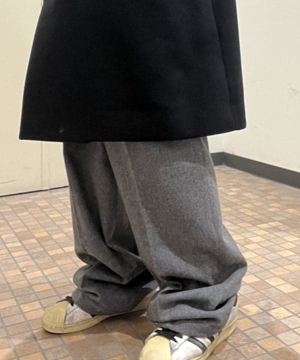 菊田 悠さんの「BEAMS WOMEN｜ワイドフィット フリース ステンカラーコート」を使ったコーディネート