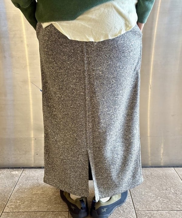 みりさんの「【別注】Champion / バックプリント リバースウィーブ(R) クルー スウェット」を使ったコーディネート