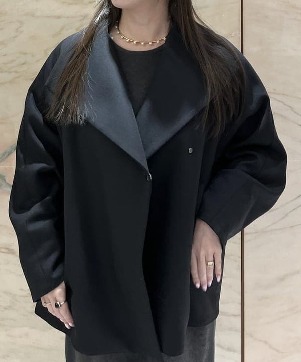 関 桂子さんの「BEAMS WOMEN｜フラッフィ クルーネック ニット ワンピース」を使ったコーディネート