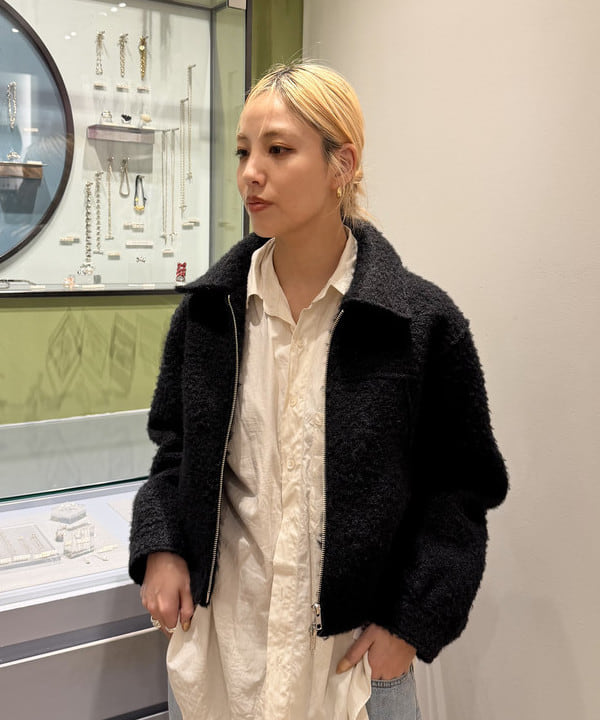 れいなさんの「BEAMS WOMEN｜ループ シャギー ジップ ブルゾン」を使ったコーディネート