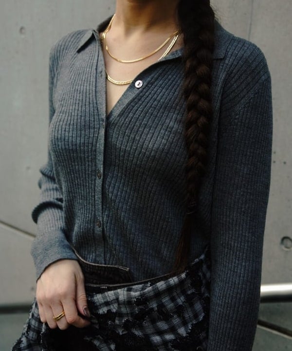 ちりこさんの「BEAMS WOMEN｜リブ ポロ カーディガン」を使ったコーディネート