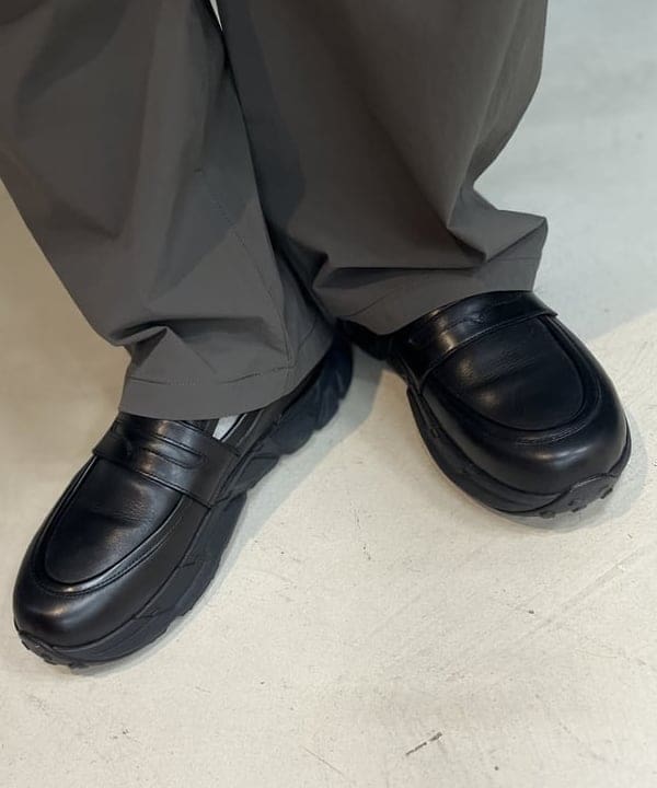 BAKU(東江 漠)さんの「BEAMS WOMEN｜シンセティックレザーカラー ジャケット」を使ったコーディネート