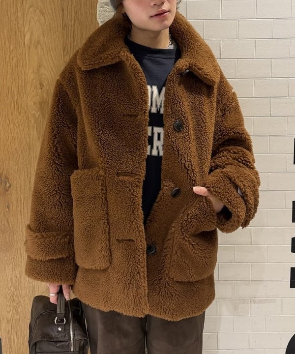 マツミヤさんの「BEAMS WOMEN｜アンゴラ混 ビーニー」を使ったコーディネート