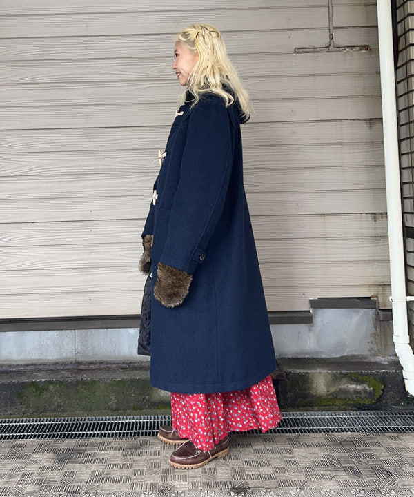 MATSUMOTO AMIさんの「BEAMS WOMEN｜モッサー ロング ダッフルコート 25FW」を使ったコーディネート