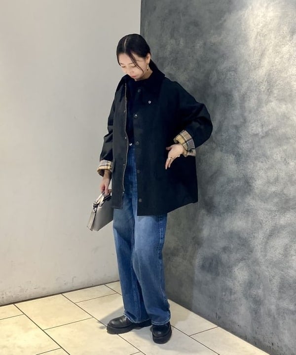 丸山 真菜美さんの「BEAMS WOMEN｜【別注】Barbour / BEDALE ジャケット」を使ったコーディネート