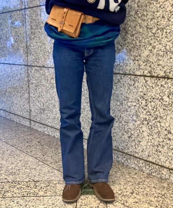 小原 もこさんの「BEAMS WOMEN｜2トーン カシミヤ マフラー」を使ったコーディネート