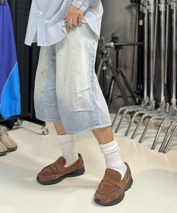 BAKU(東江 漠)さんの「BEAMS WOMEN｜バックボタンシャツ」を使ったコーディネート