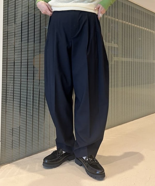 清水 彩乃さんの「BEAMS WOMEN｜BEAURE &times; Ray BEAMS / 別注 2WAY バッグ」を使ったコーディネート