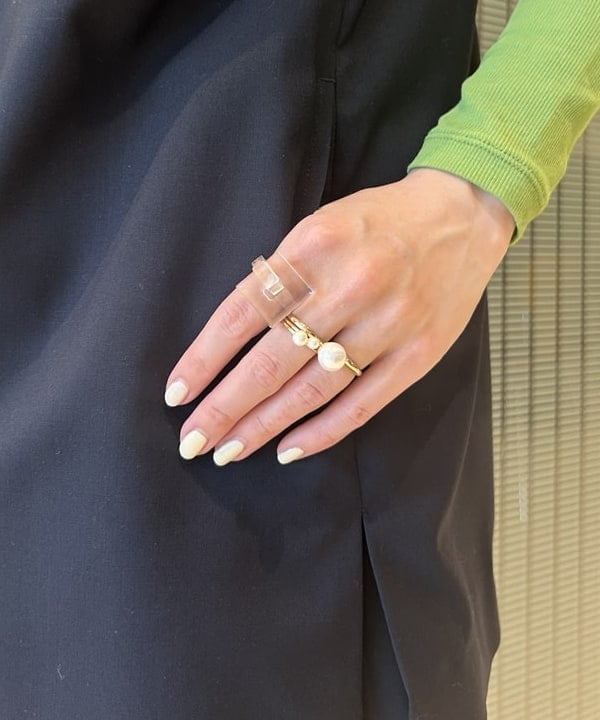 清水 彩乃さんの「BEAMS WOMEN｜BEAURE &times; Ray BEAMS / 別注 2WAY バッグ」を使ったコーディネート