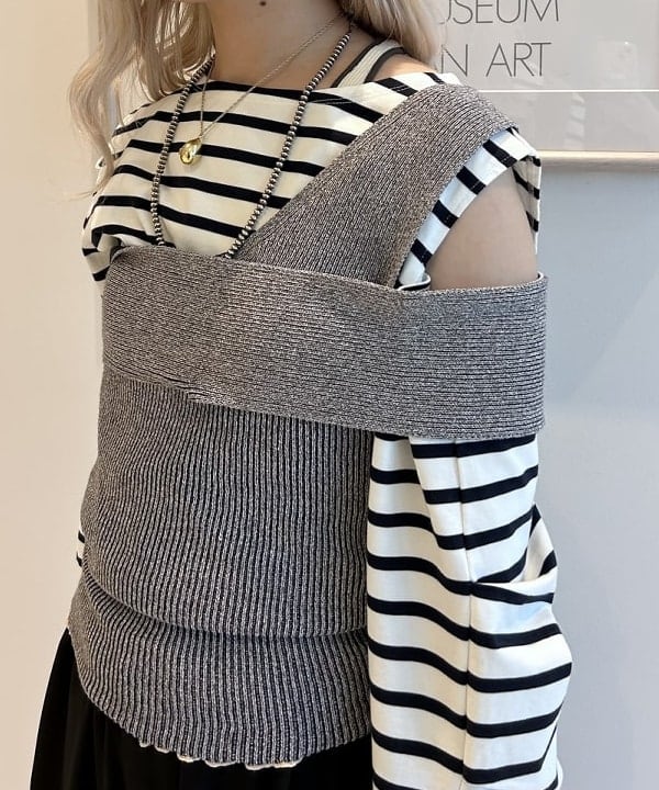 ando naoさんの「BEAMS WOMEN｜maturely / ボーダー オープン ショルダー ロングスリーブ カットソー」を使ったコーディネート