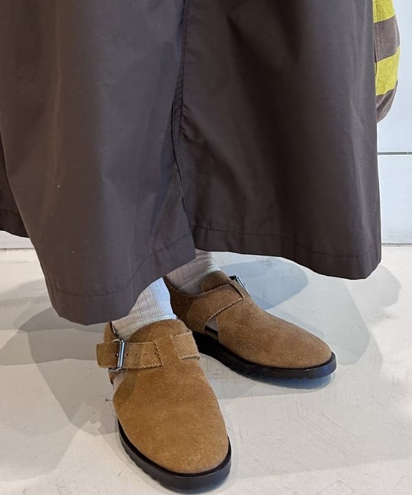 ando naoさんの「BEAMS WOMEN｜【別注】HEAR MY NAME &times; maturely / プレイヤーズ プリント ショートスリーブ」を使ったコーディネート