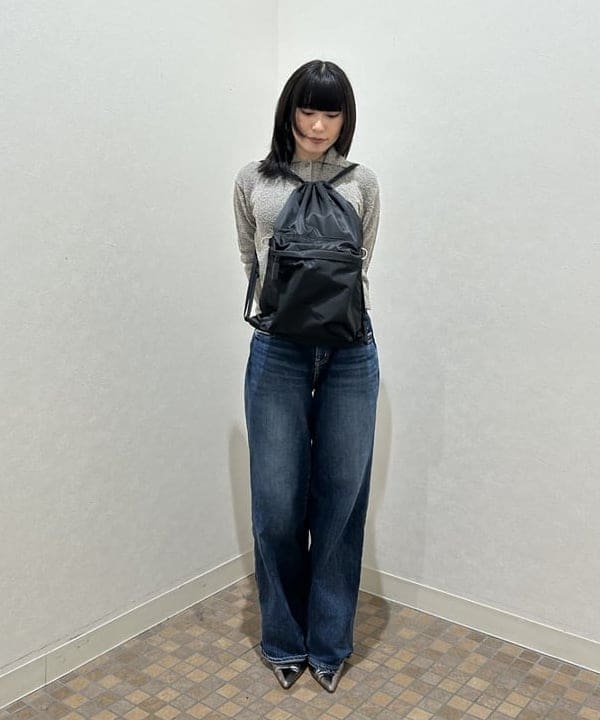 大槻 まひろさんの「BEAMS WOMEN｜AK+1 / ポロカラーショート カーディガン」を使ったコーディネート