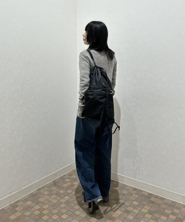 大槻 まひろさんの「BEAMS WOMEN｜AK+1 / ポロカラーショート カーディガン」を使ったコーディネート