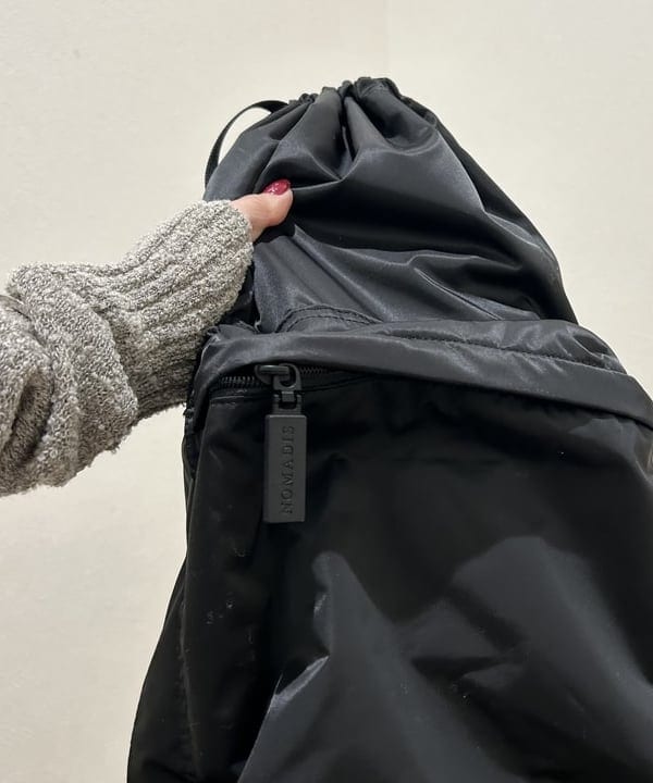 大槻 まひろさんの「BEAMS WOMEN｜AK+1 / ポロカラーショート カーディガン」を使ったコーディネート