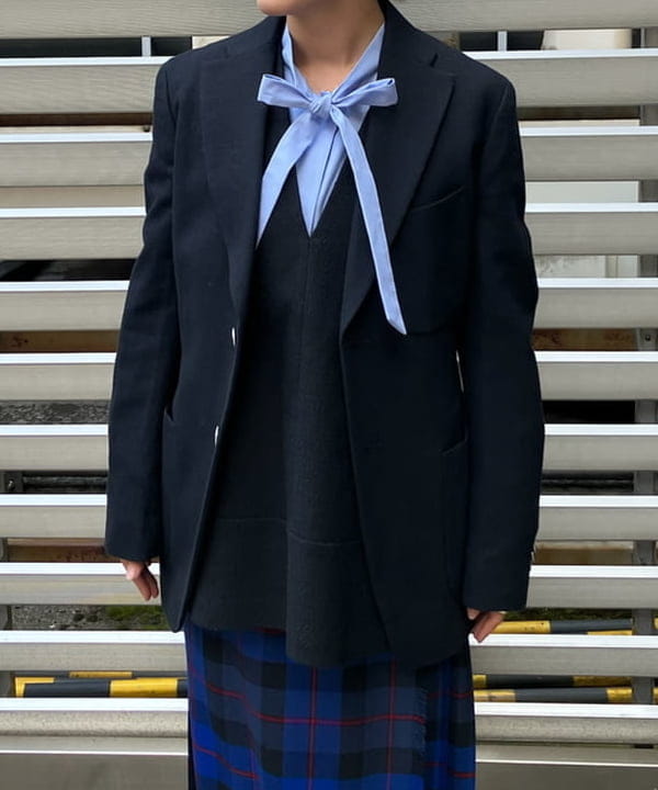 多田 日奈子さんの「BEAMS WOMEN｜AK+1 / ウール ソリッド 2ボタン ジャケット」を使ったコーディネート