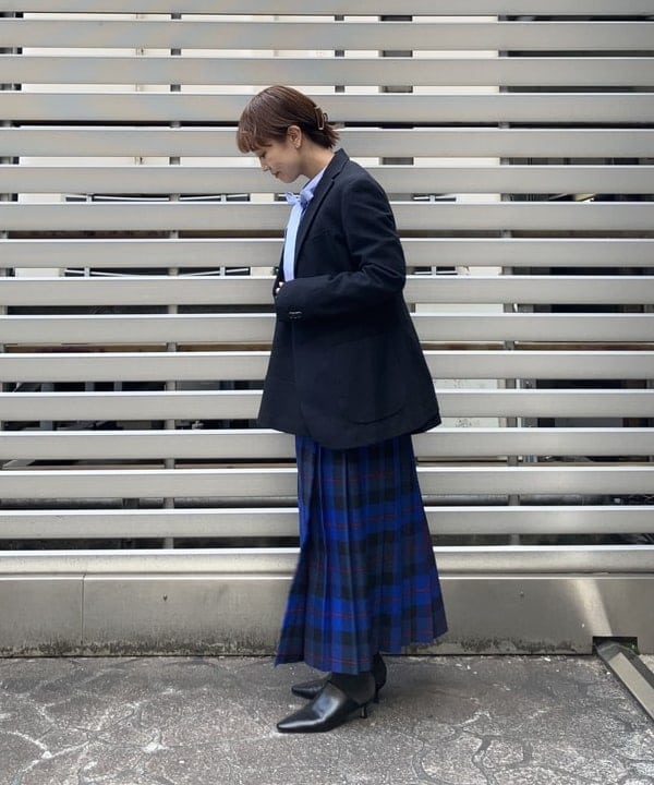 多田 日奈子さんの「BEAMS WOMEN｜AK+1 / ウール ソリッド 2ボタン ジャケット」を使ったコーディネート