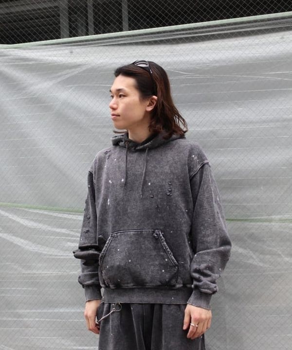 寺田 昌容さんの「BEAMS WOMEN｜ワイドショートフィット ダメージ フーディ」を使ったコーディネート