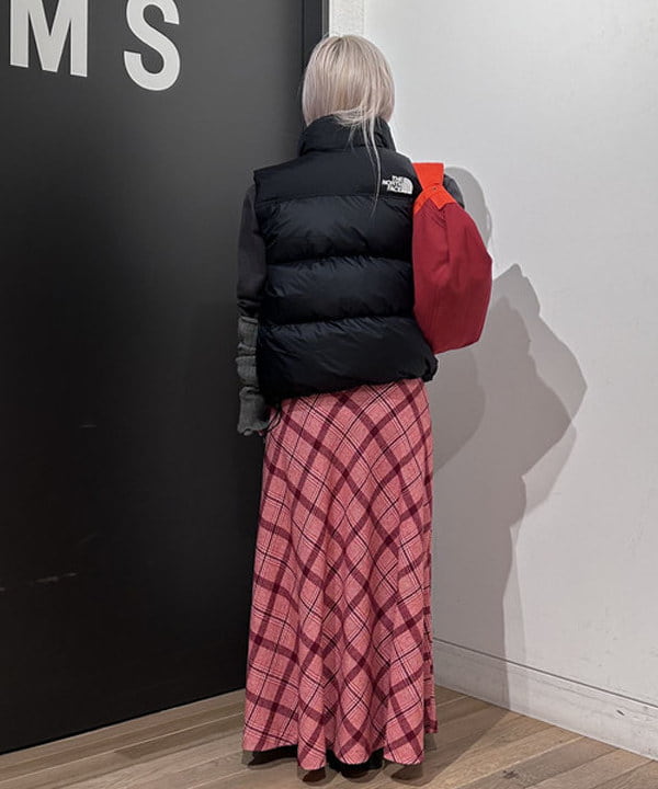 ando naoさんの「BEAMS WOMEN｜チェック ロング Aライン スカート」を使ったコーディネート