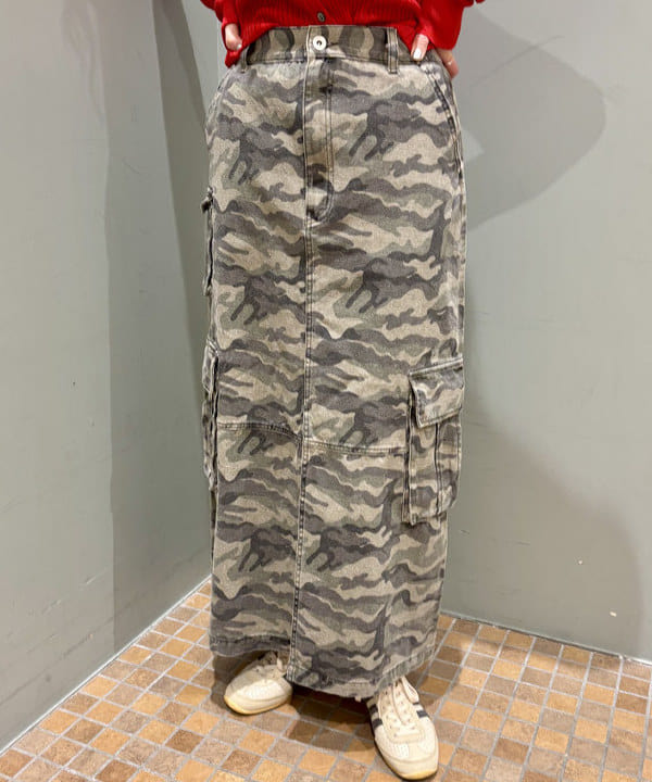 はやしあかねさんの「BEAMS WOMEN｜カーゴ ポケット タイト スカート」を使ったコーディネート