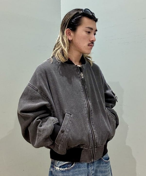 Ryohei Takataさんの「BEAMS WOMEN｜リバーシブル フェード ボンバー ジャケット」を使ったコーディネート