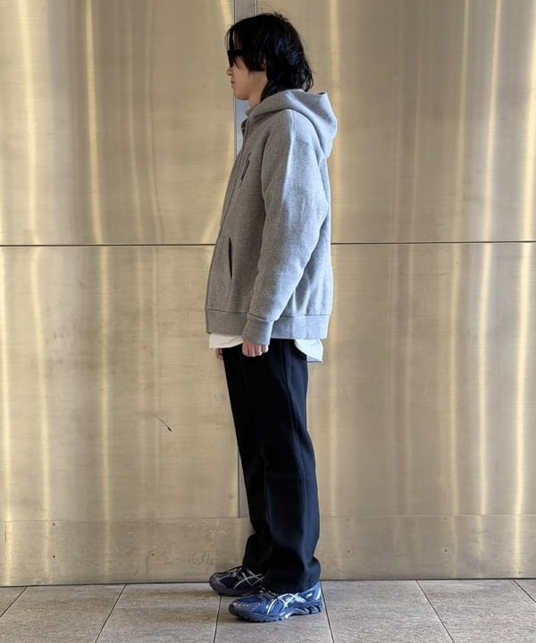 うえきんぐさんの「【別注】テーラー東洋 / ZIPUP HOODIE」を使ったコーディネート